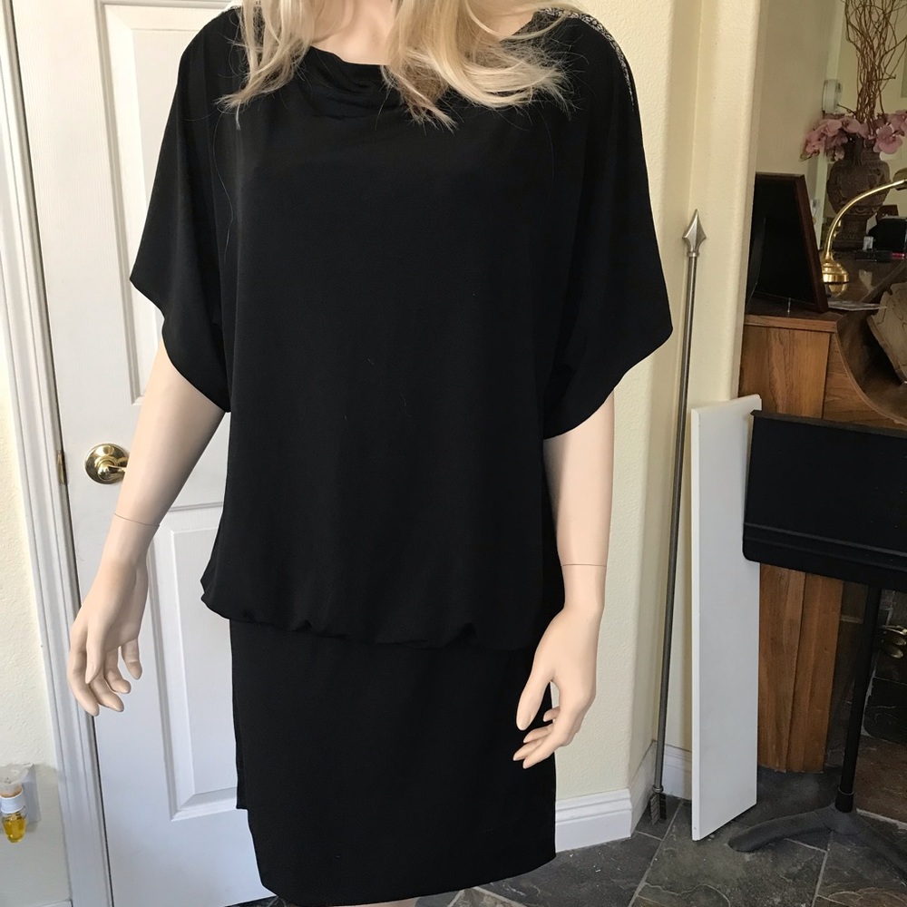 Black dress embellished on sleeves - nightclub